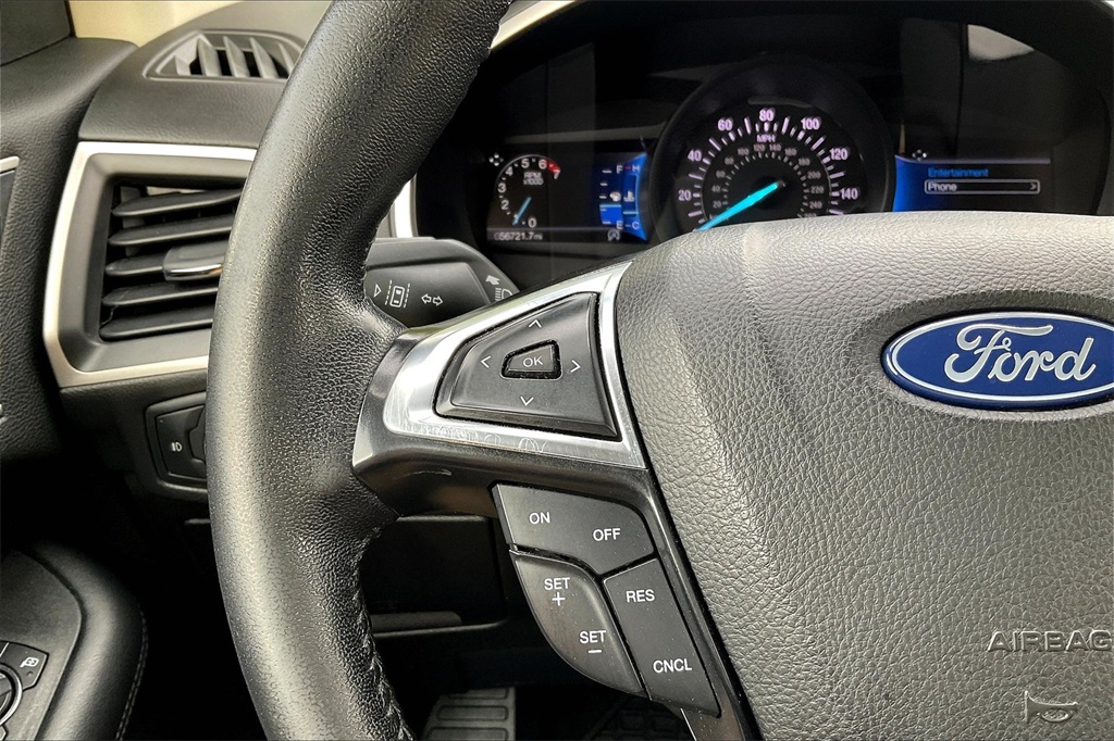 2021 Ford Edge SEL - Photo 23