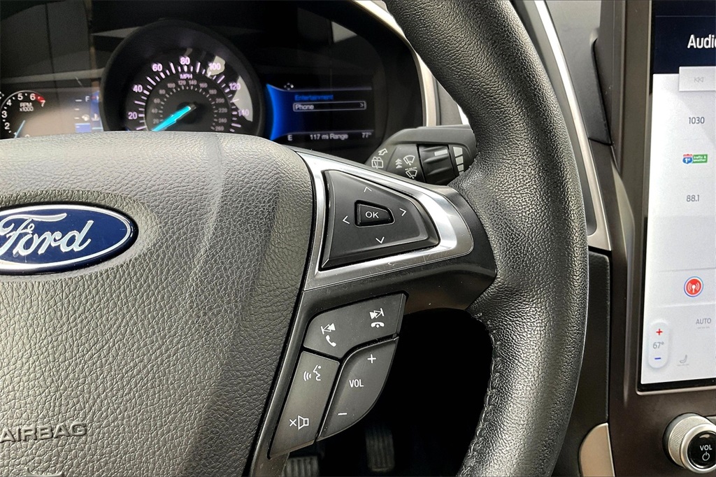 2021 Ford Edge SEL - Photo 24