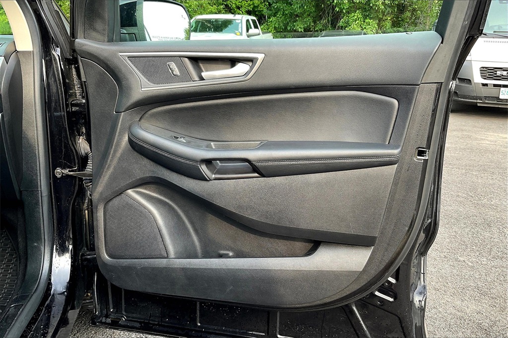 2021 Ford Edge SEL - Photo 26