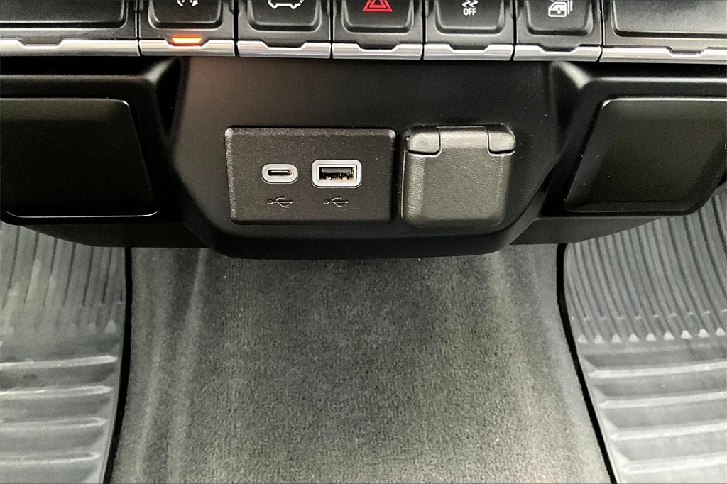2021 Chevrolet Silverado 1500 LT - Photo 27