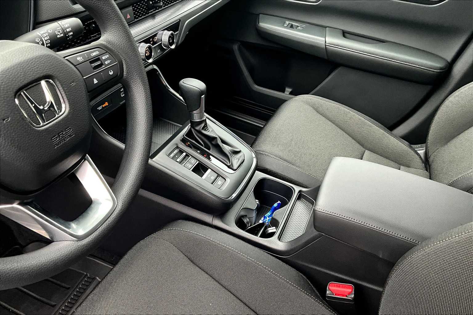2025 Honda CR-V LX - Photo 14