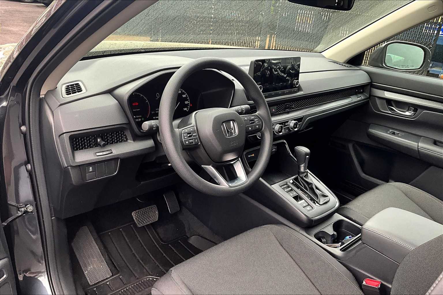 2025 Honda CR-V LX - Photo 9