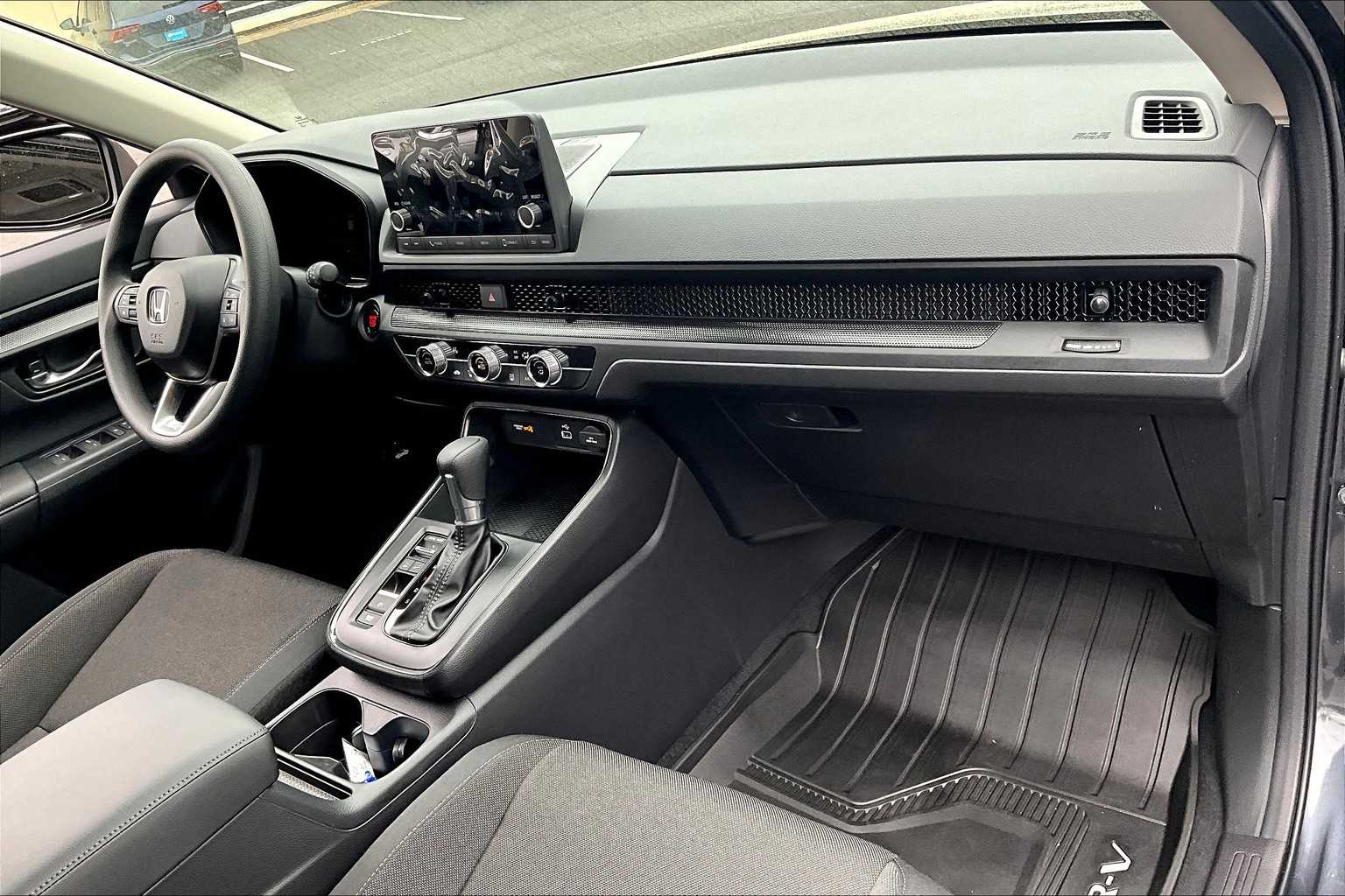 2025 Honda CR-V LX - Photo 10