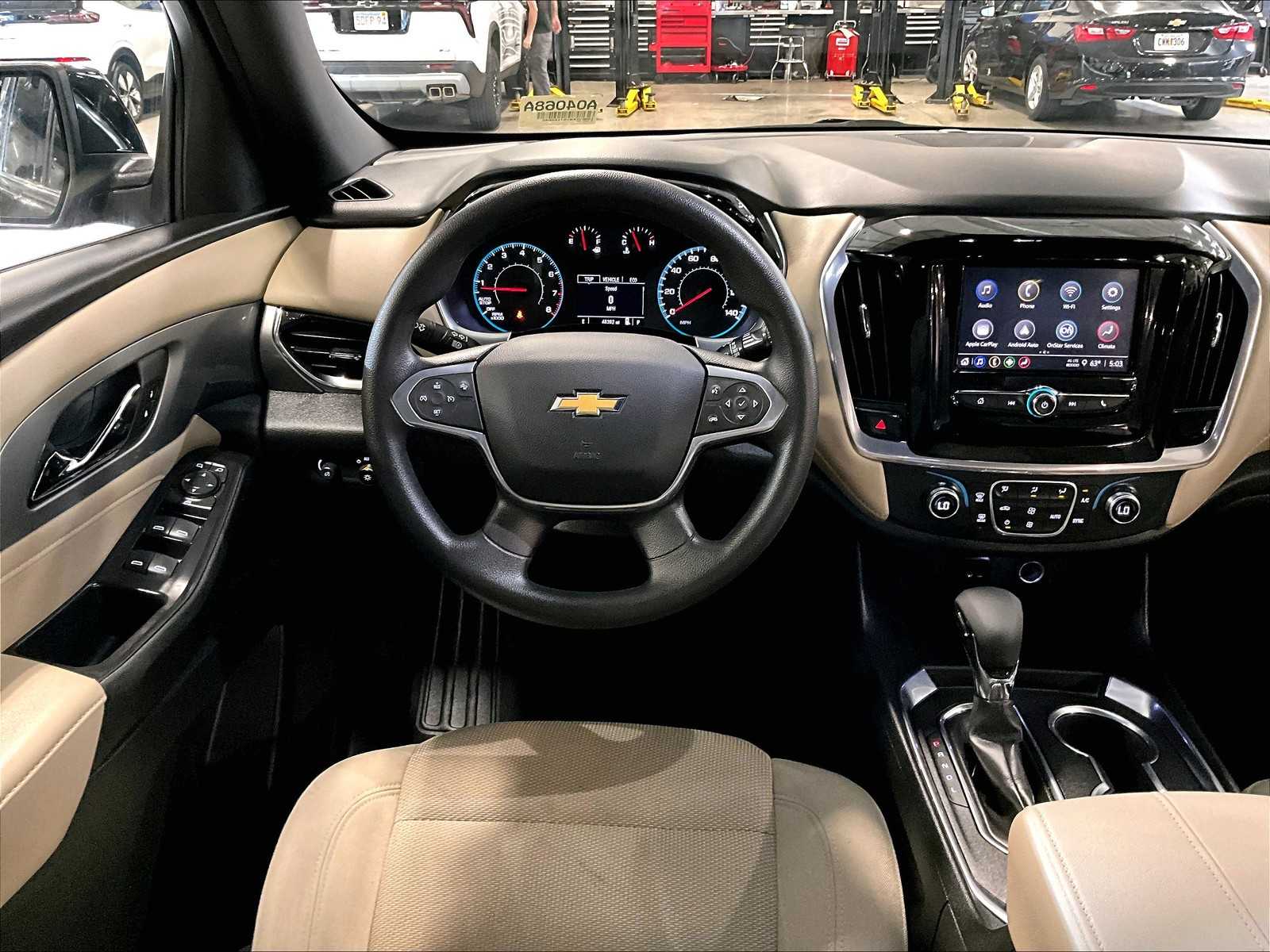 2022 Chevrolet Traverse LS - Photo 18