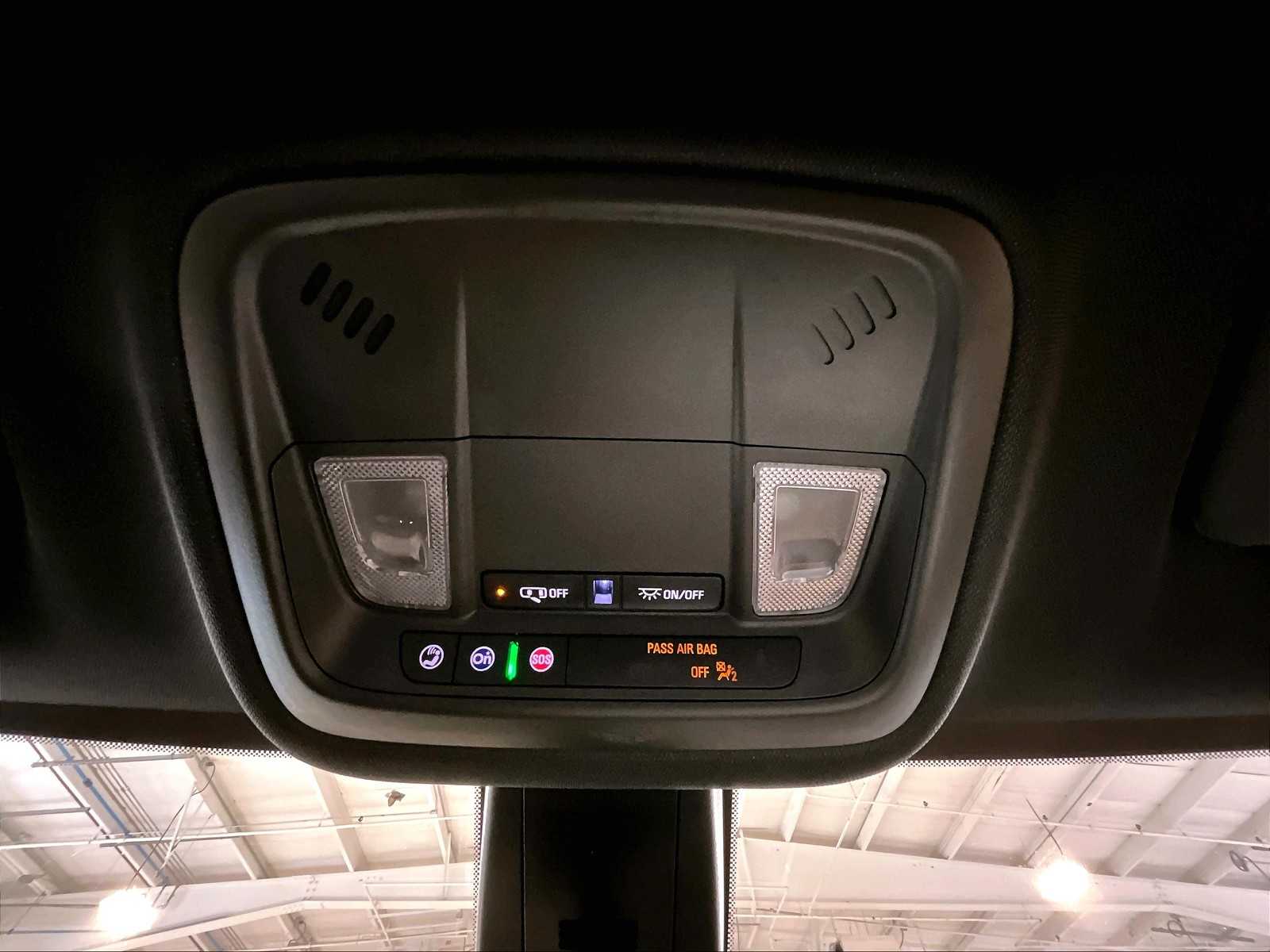 2022 Chevrolet Traverse LS - Photo 23