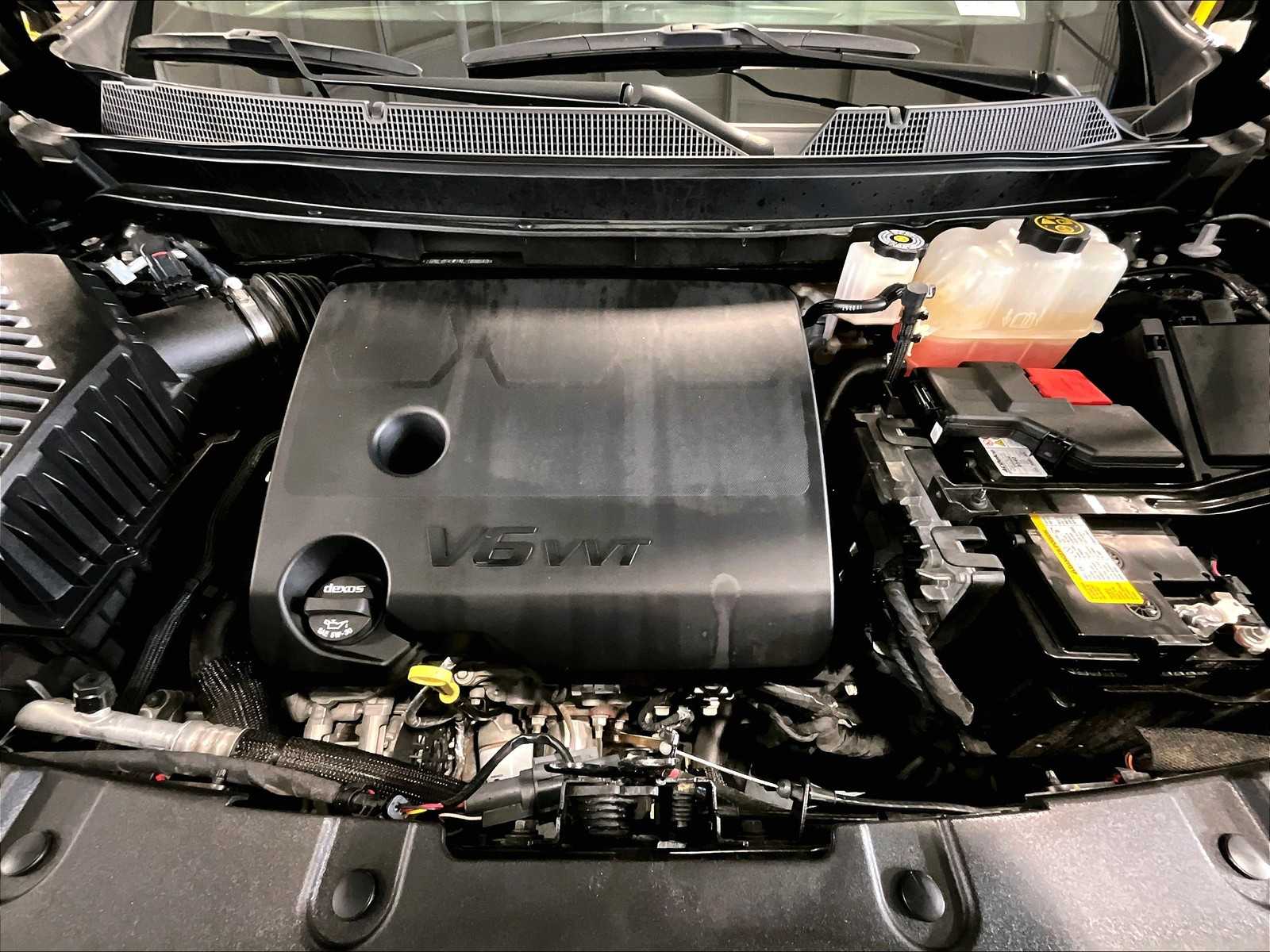 2022 Chevrolet Traverse LS - Photo 31