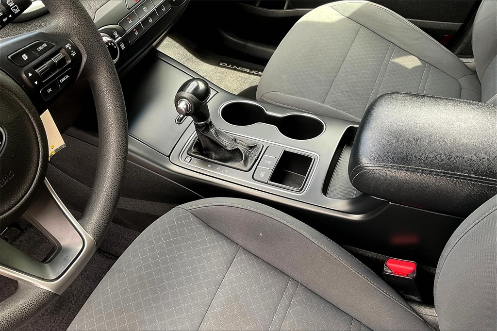 2017 Kia Sorento LX - Photo 20