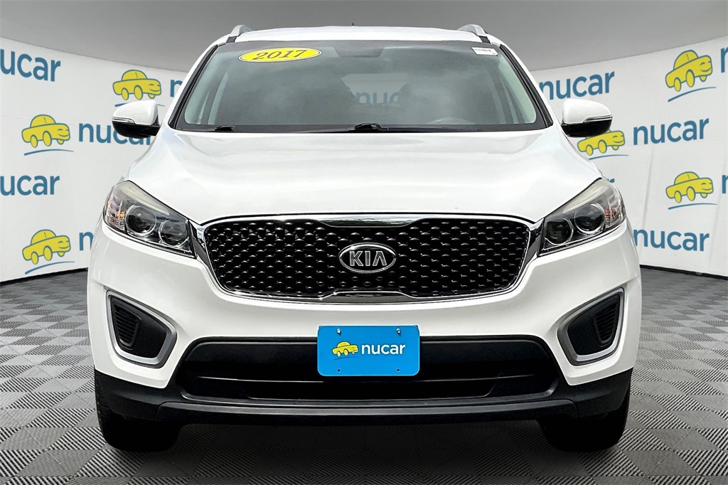 2017 Kia Sorento LX - Photo 2