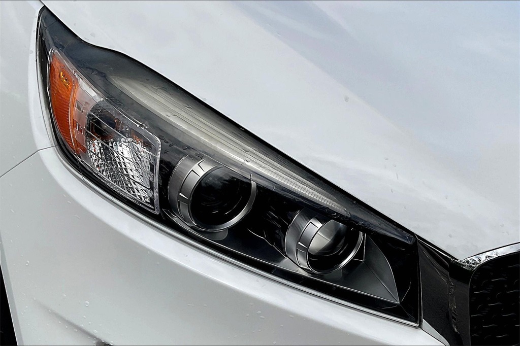 2017 Kia Sorento LX - Photo 30