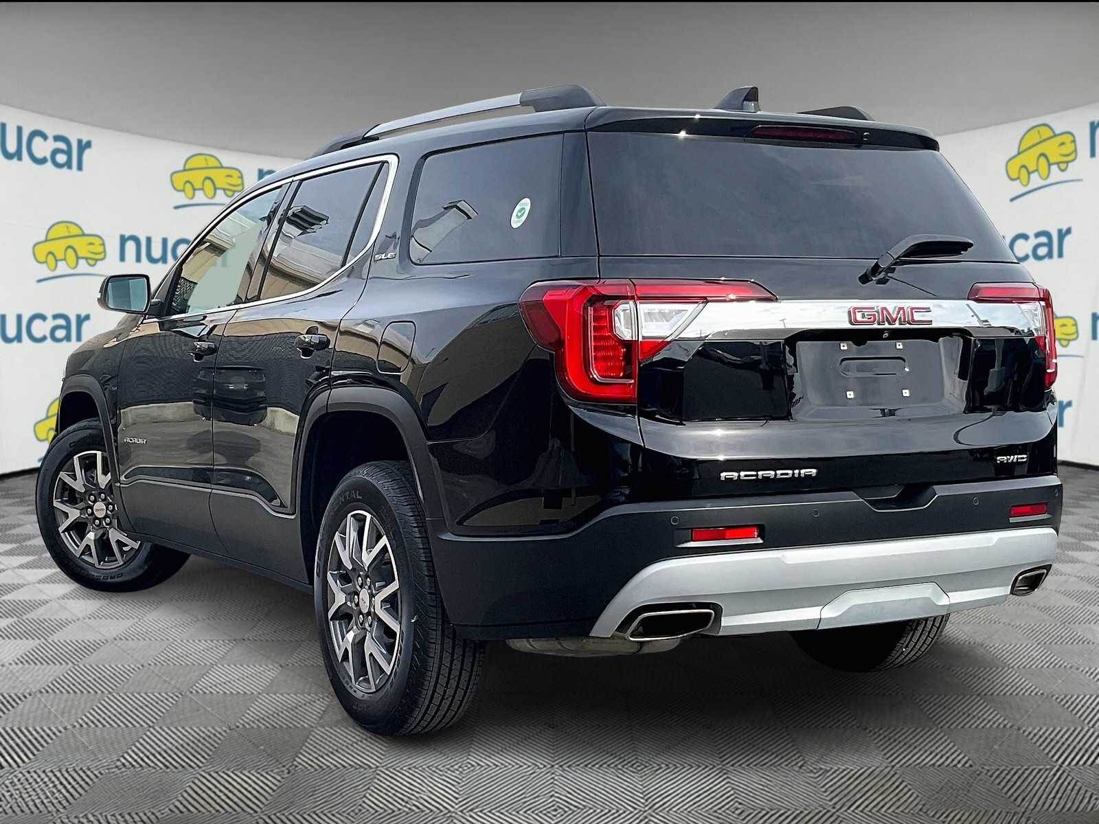 2022 GMC Acadia SLE - Photo 4