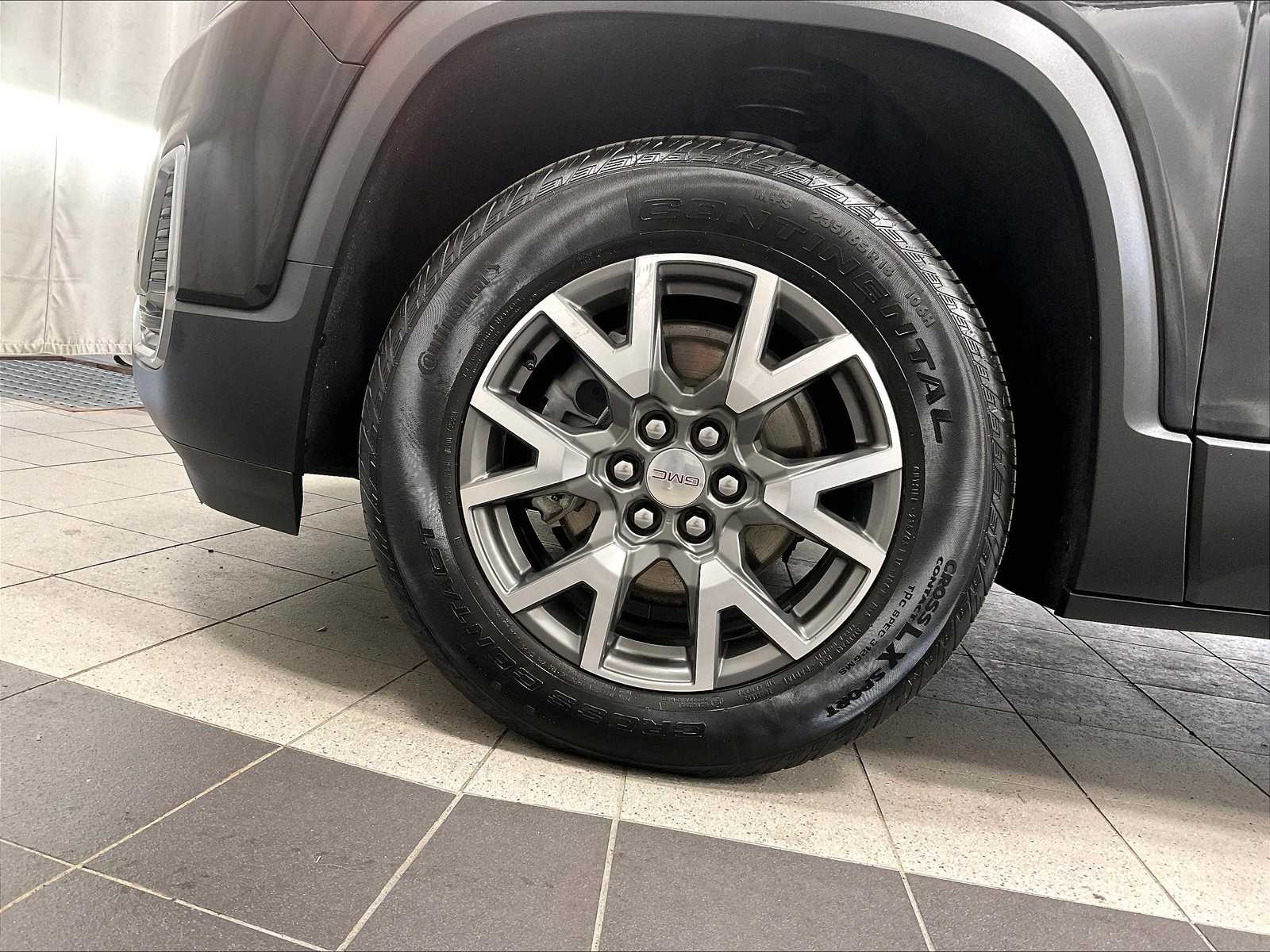 2022 GMC Acadia SLE - Photo 7