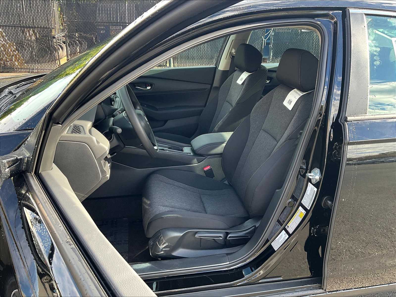 2025 Honda Accord LX - Photo 11