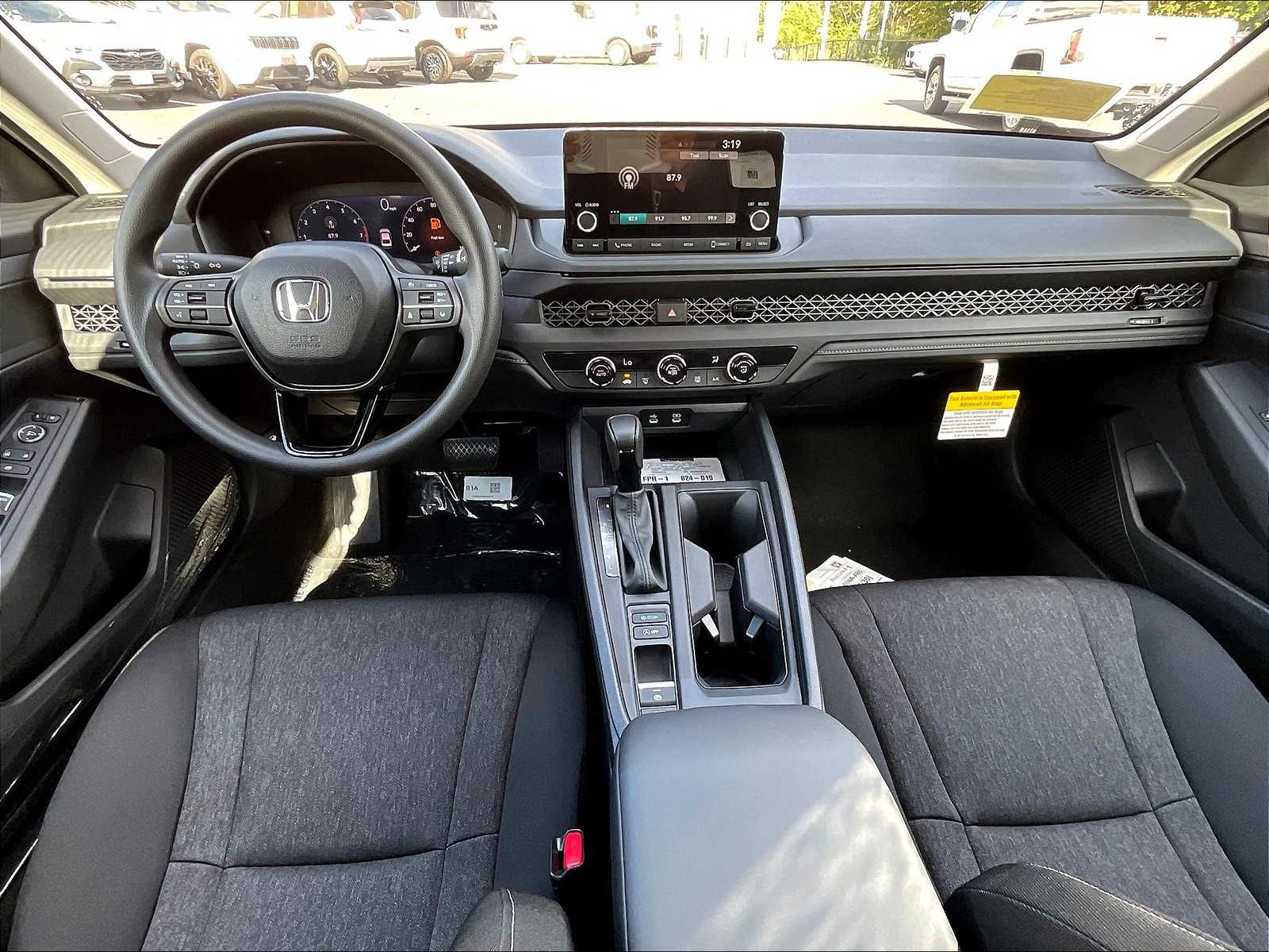 2025 Honda Accord LX - Photo 12