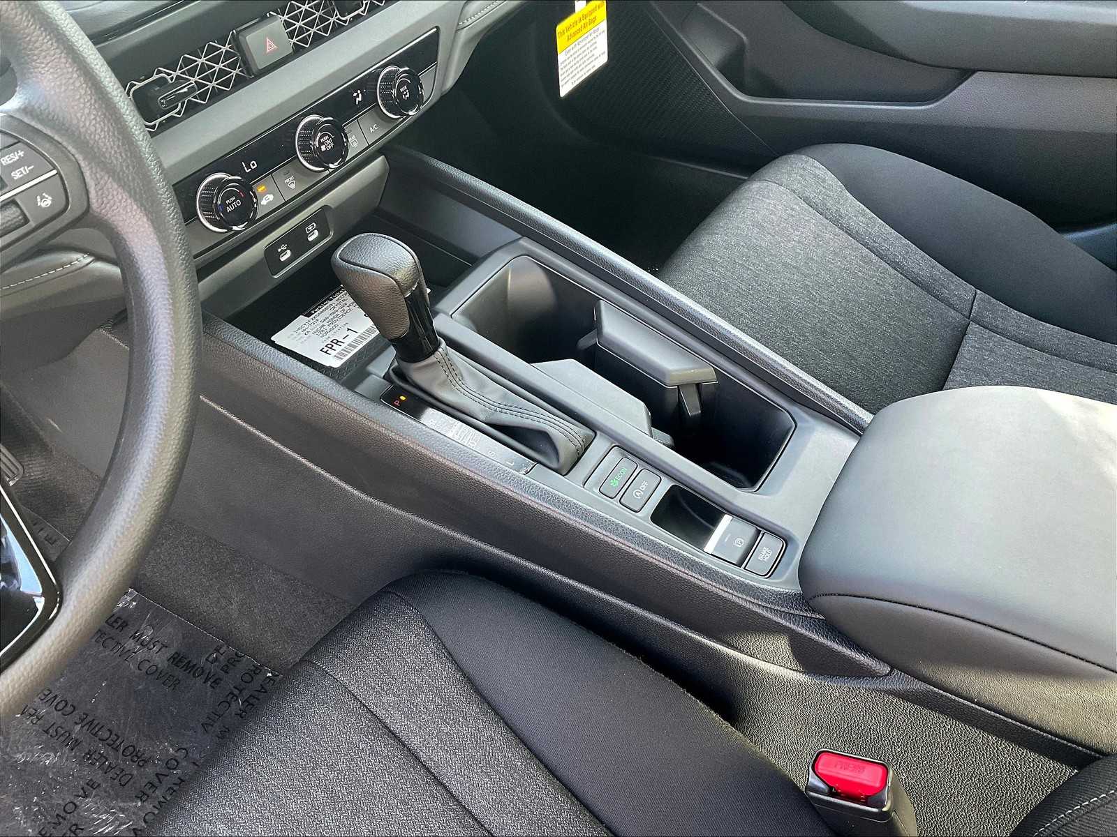 2025 Honda Accord LX - Photo 14