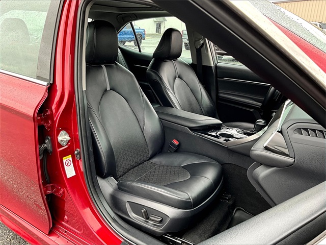2018 Toyota Camry XSE V6 - Photo 11