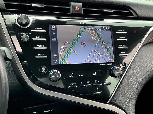 2018 Toyota Camry XSE V6 - Photo 18