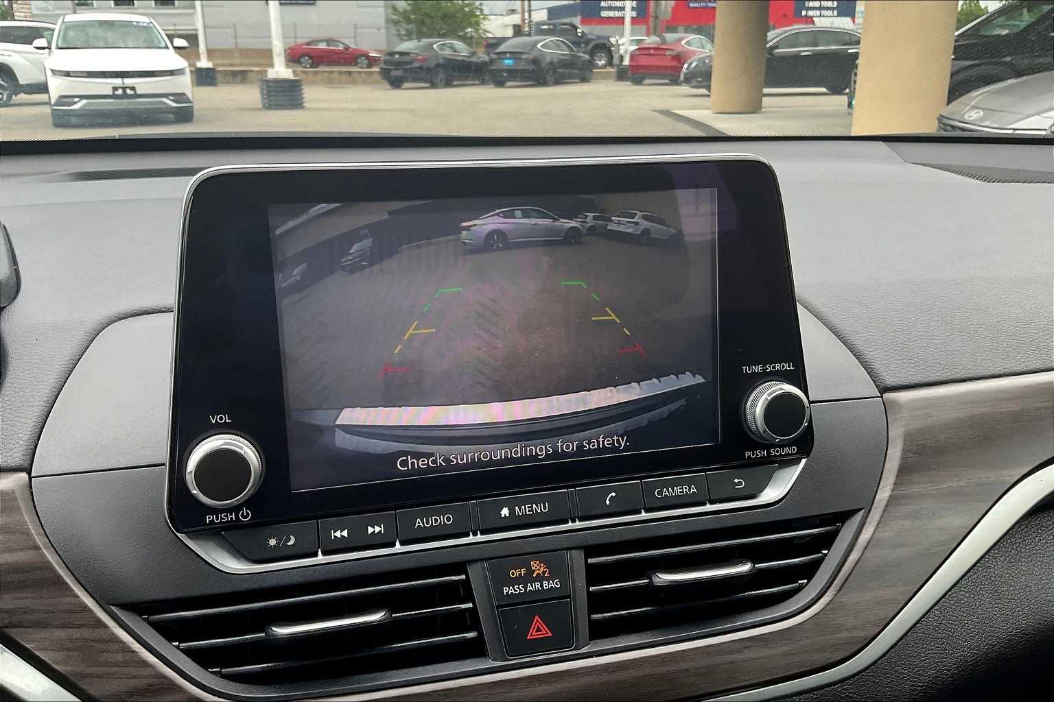 2023 Nissan Altima 2.5 SV - Photo 19