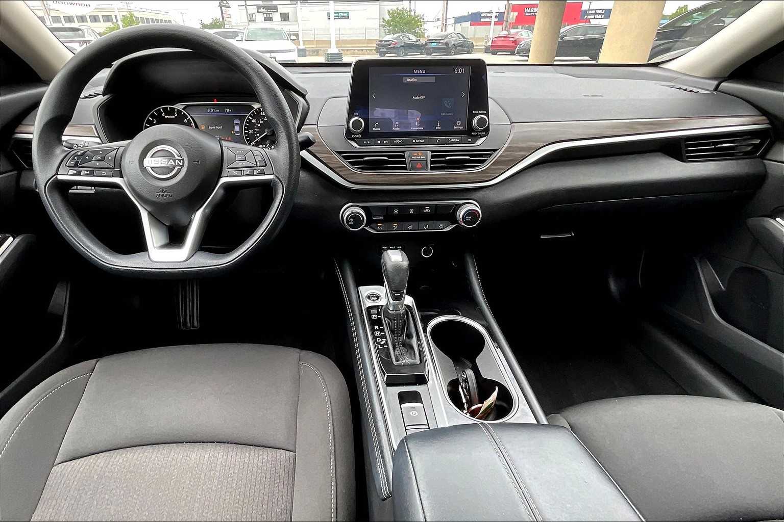 2023 Nissan Altima 2.5 SV - Photo 21