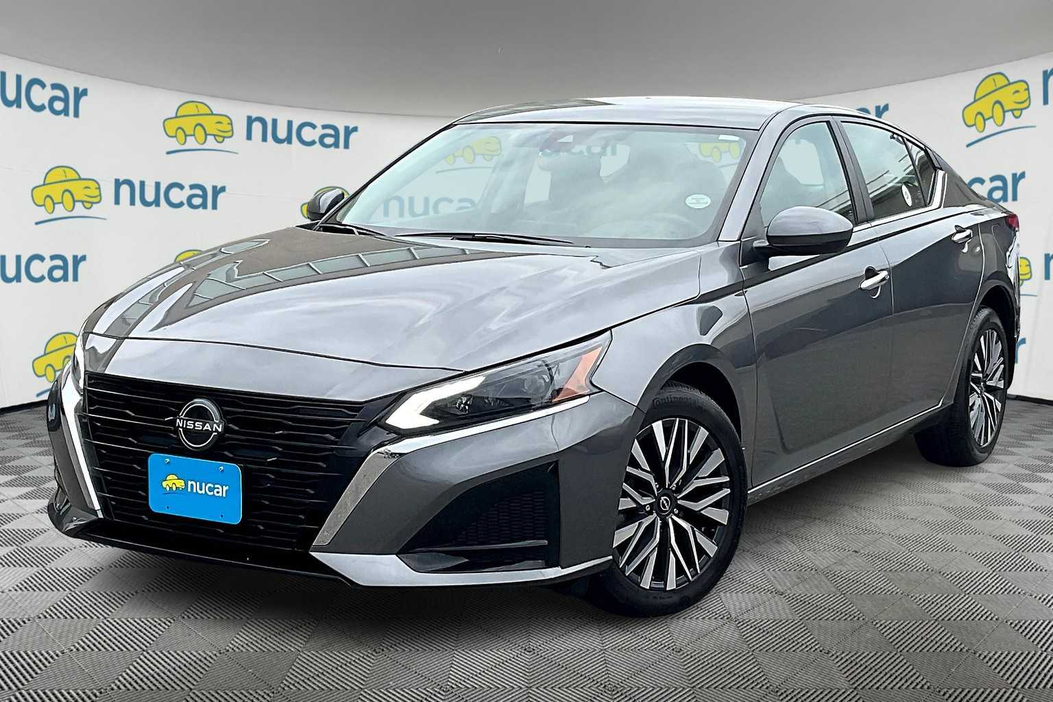 2023 Nissan Altima 2.5 SV - Photo 3