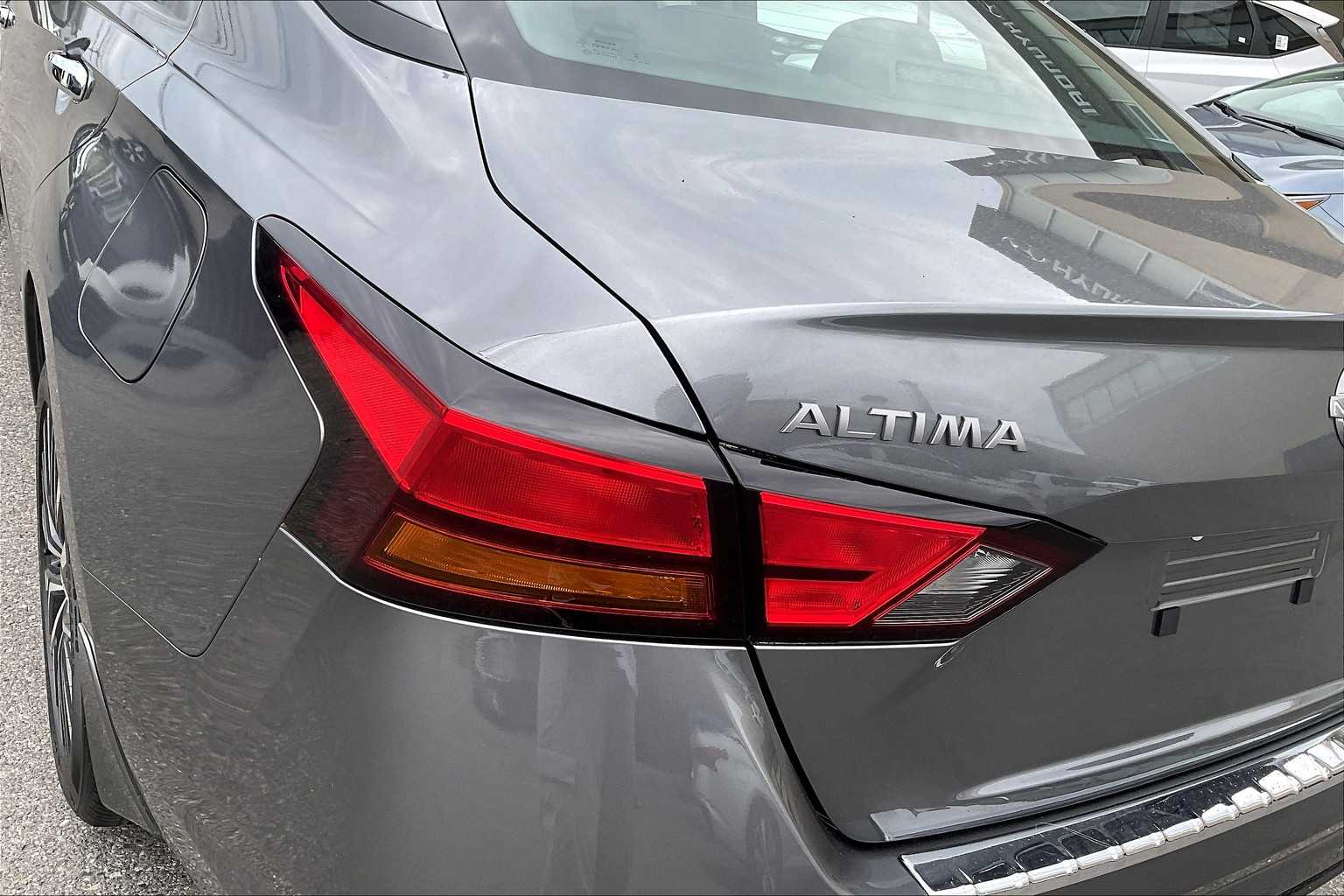 2023 Nissan Altima 2.5 SV - Photo 32
