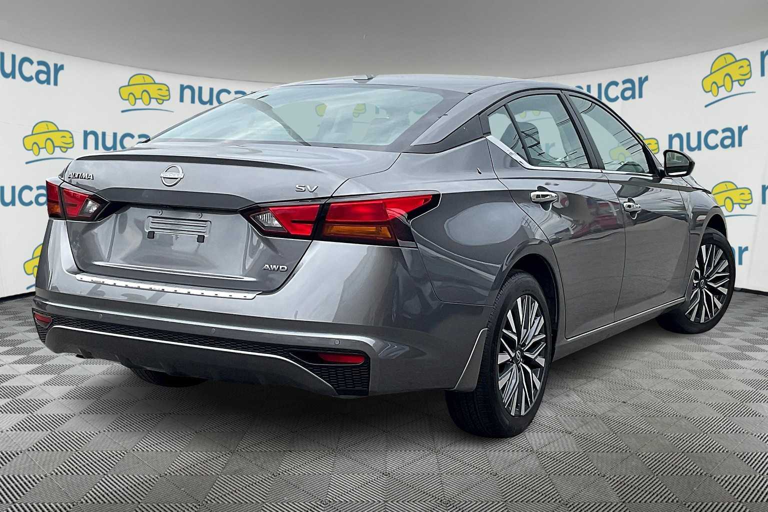 2023 Nissan Altima 2.5 SV - Photo 6