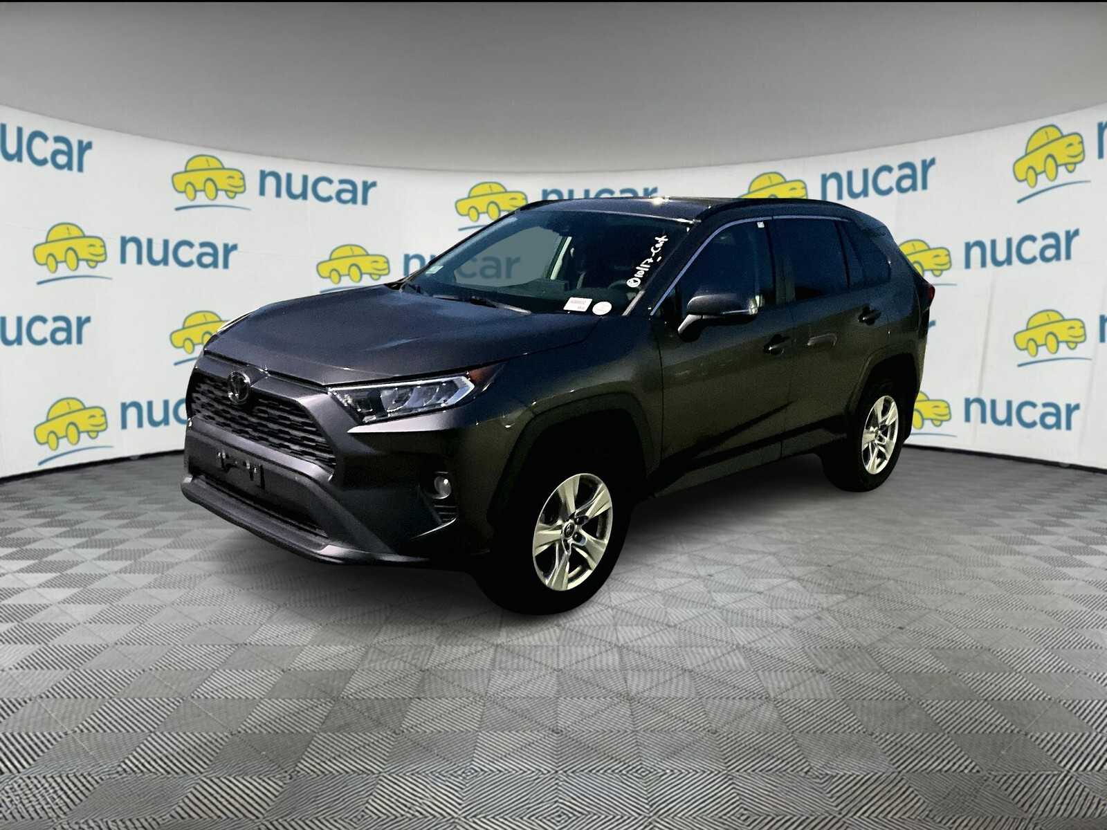 2021 Toyota RAV4 XLE - Photo 2