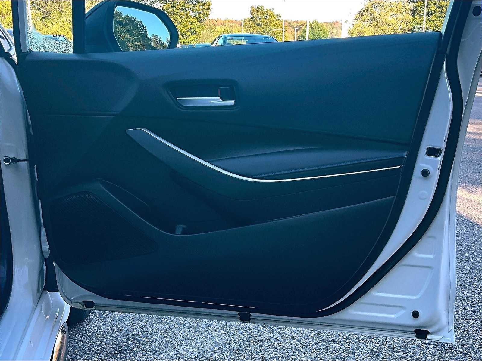 2020 Toyota Corolla SE - Photo 12