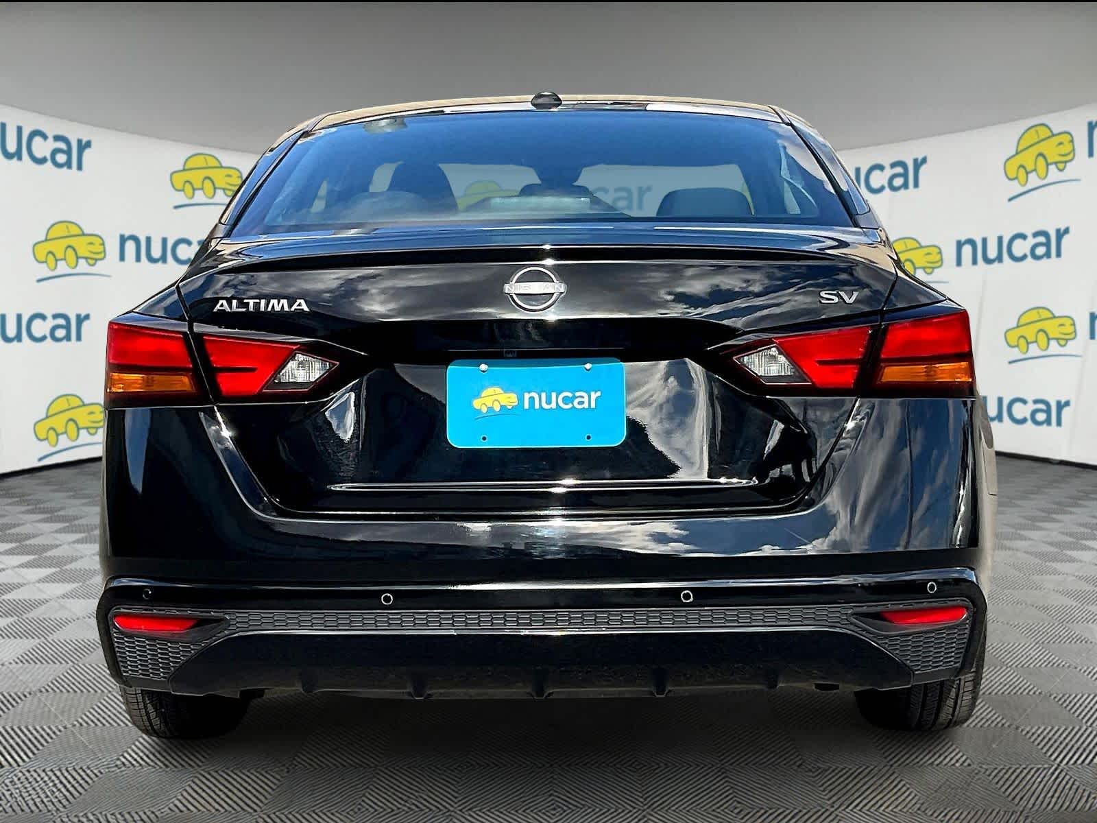 2024 Nissan Altima 2.5 SV - Photo 5