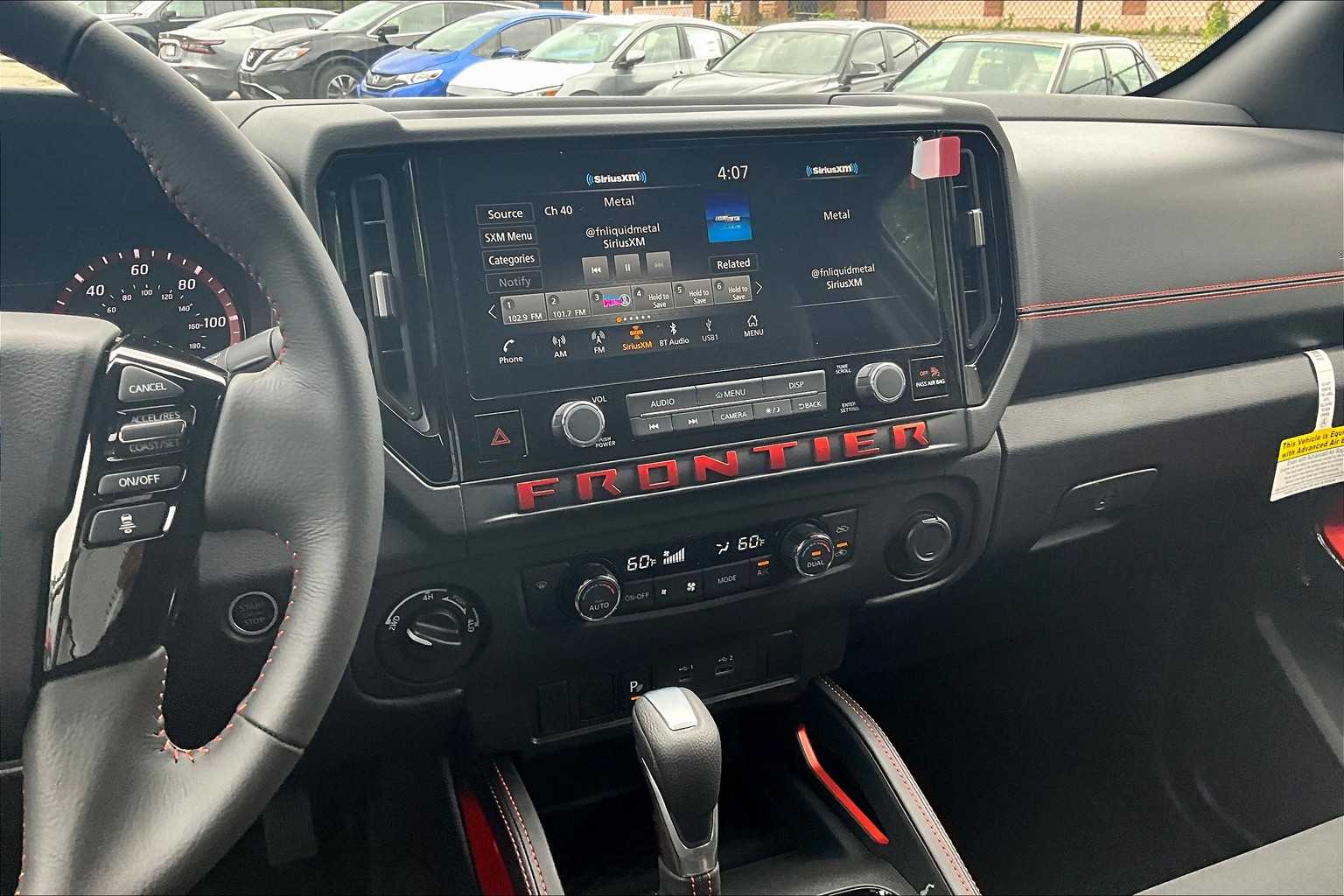 2025 Nissan Frontier PRO-4X - Photo 12