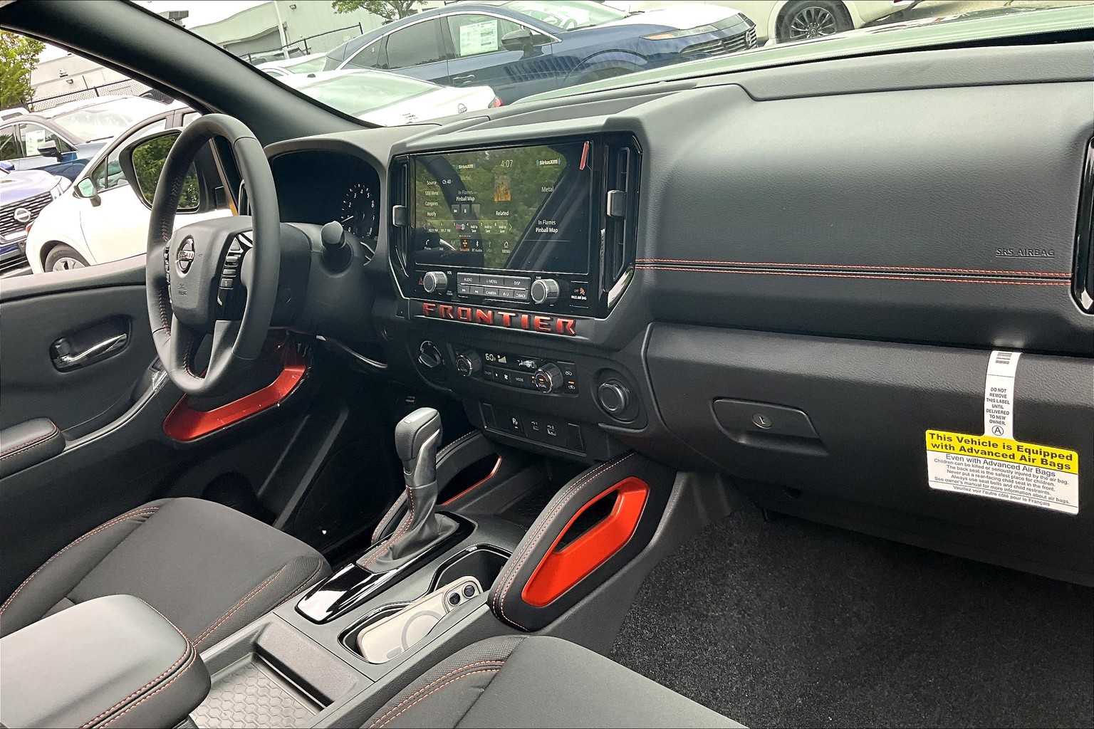 2025 Nissan Frontier PRO-4X - Photo 9