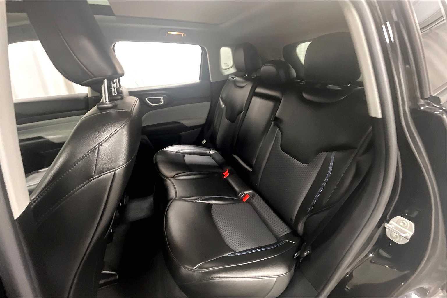 2022 Jeep Compass Latitude - Photo 15