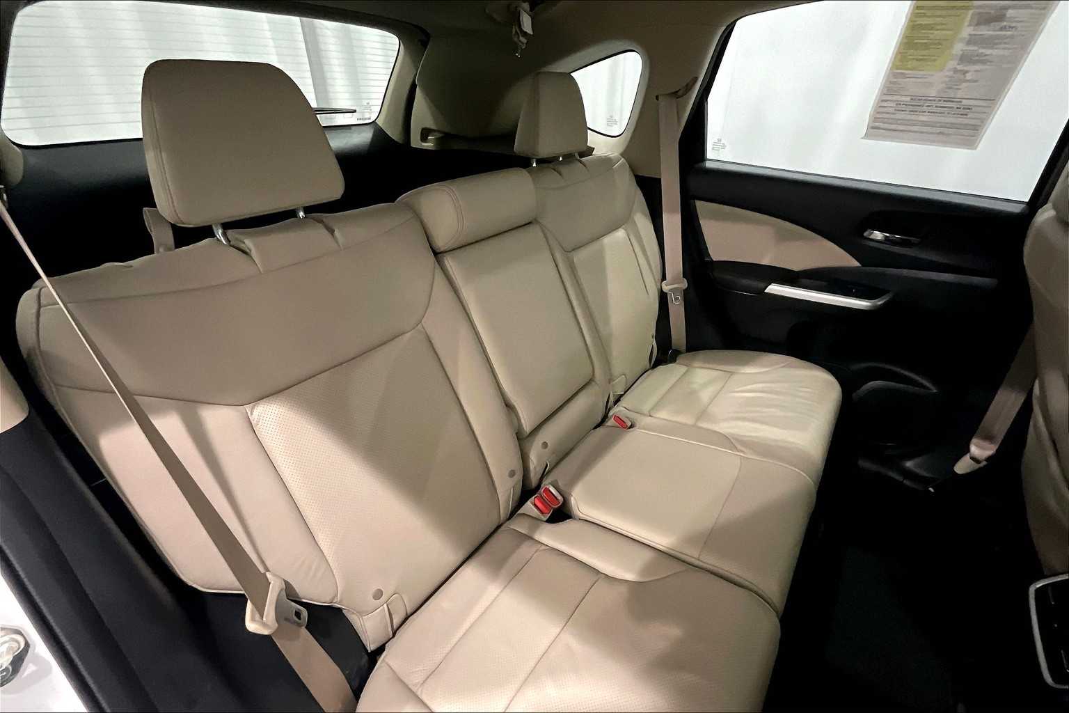 2016 Honda CR-V Touring - Photo 16