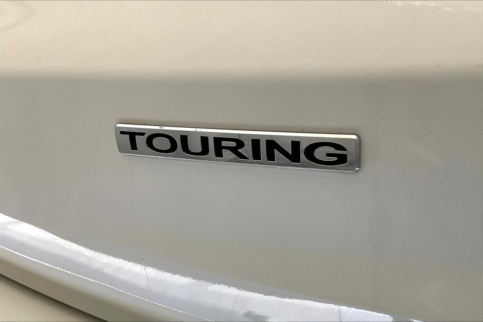 2016 Honda CR-V Touring - Photo 29