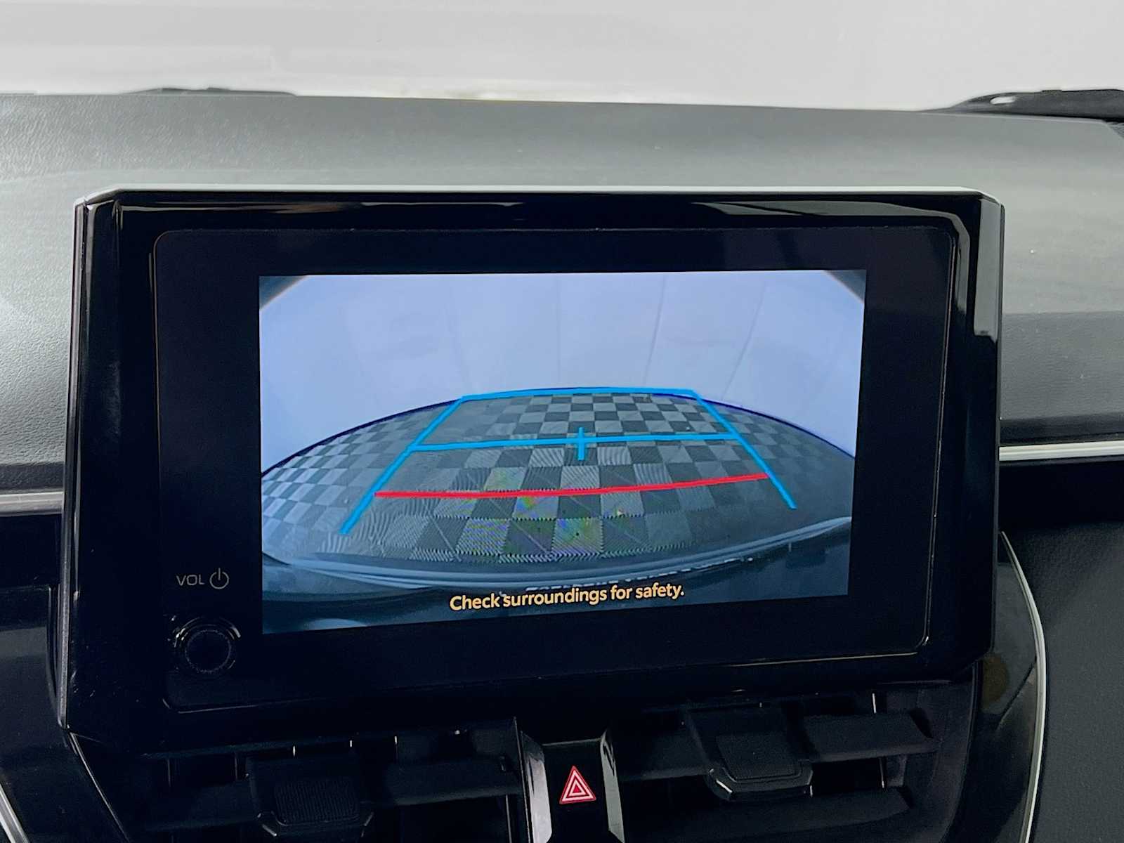 2024 Toyota Corolla LE - Photo 13