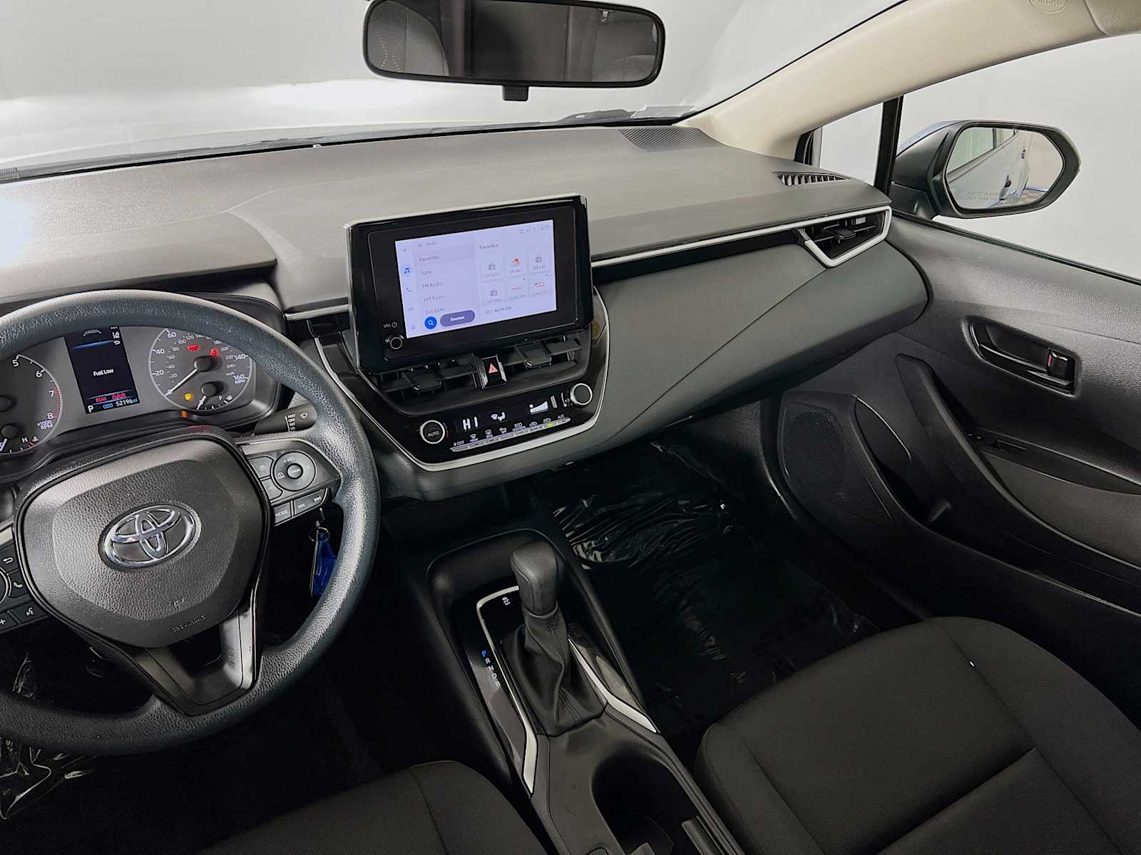2024 Toyota Corolla LE - Photo 22