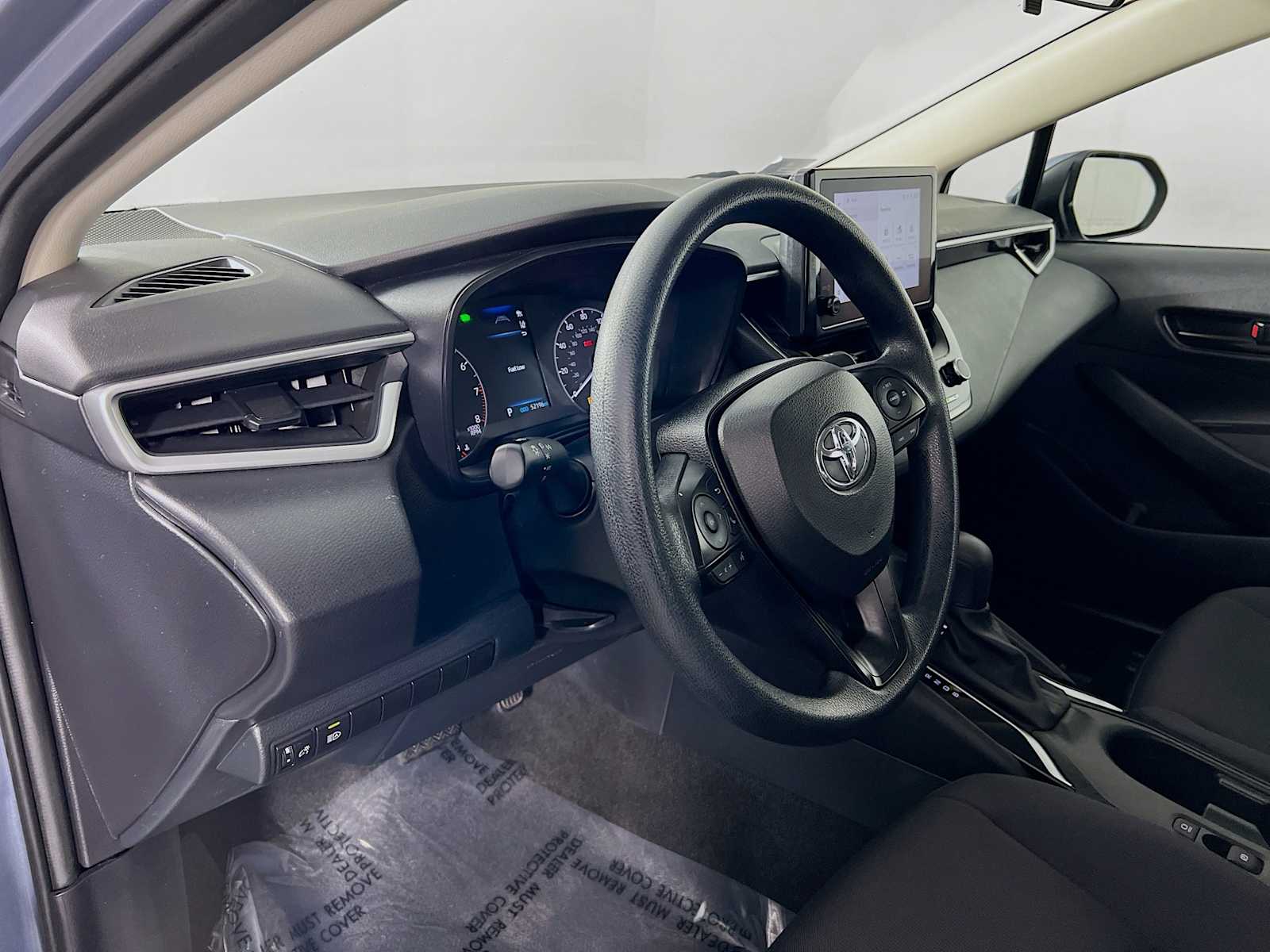 2024 Toyota Corolla LE - Photo 9