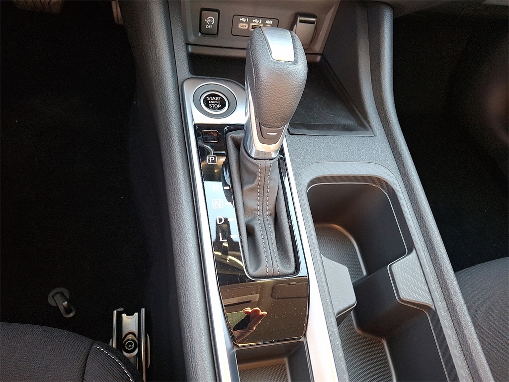 2025 Nissan Sentra SV - Photo 10