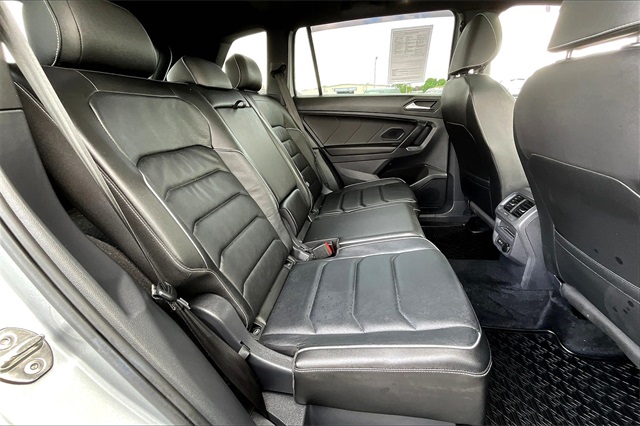 2021 Volkswagen Tiguan 2.0T SEL Premium R-Line - Photo 15