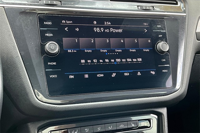 2021 Volkswagen Tiguan 2.0T SEL Premium R-Line - Photo 18