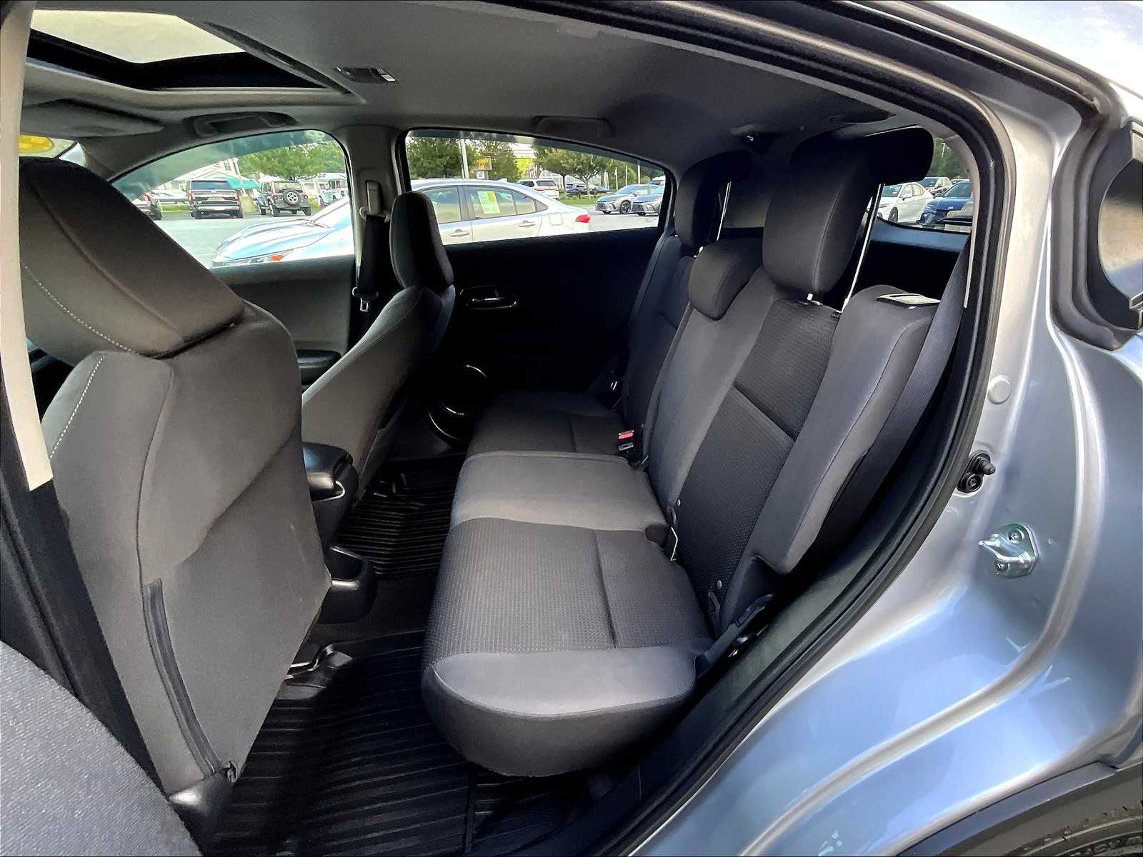 2022 Honda HR-V EX - Photo 15