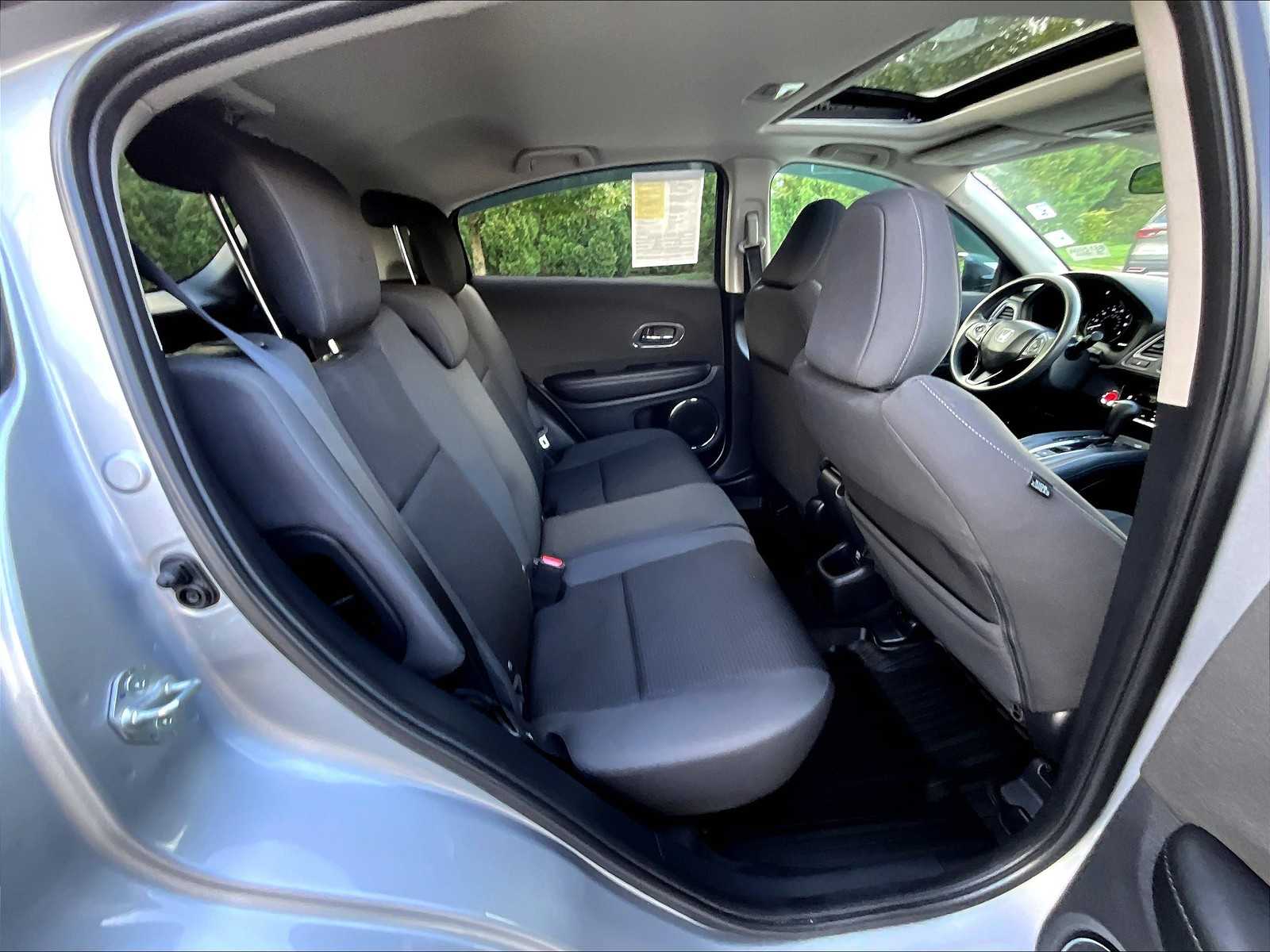 2022 Honda HR-V EX - Photo 16