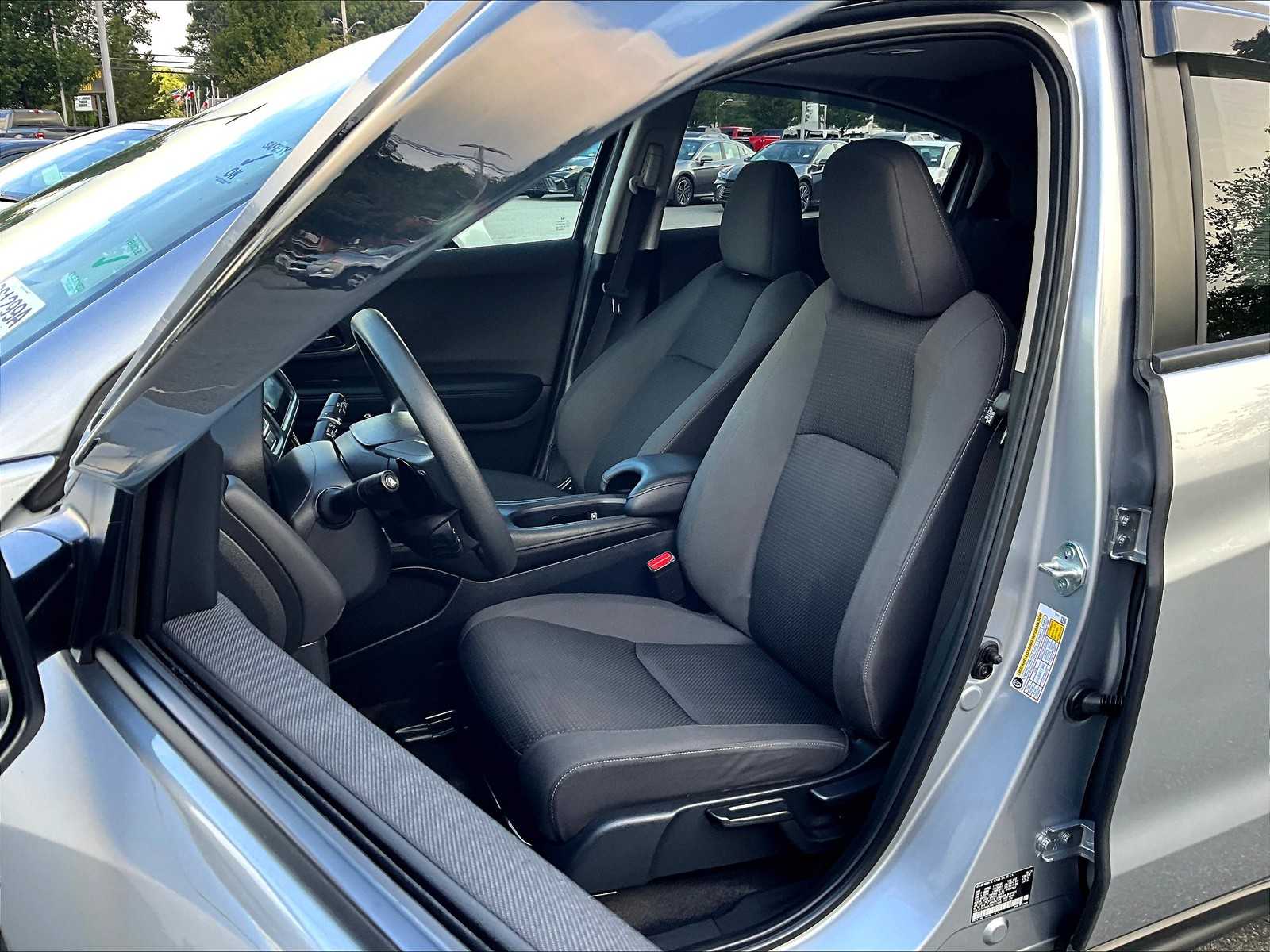 2022 Honda HR-V EX - Photo 10