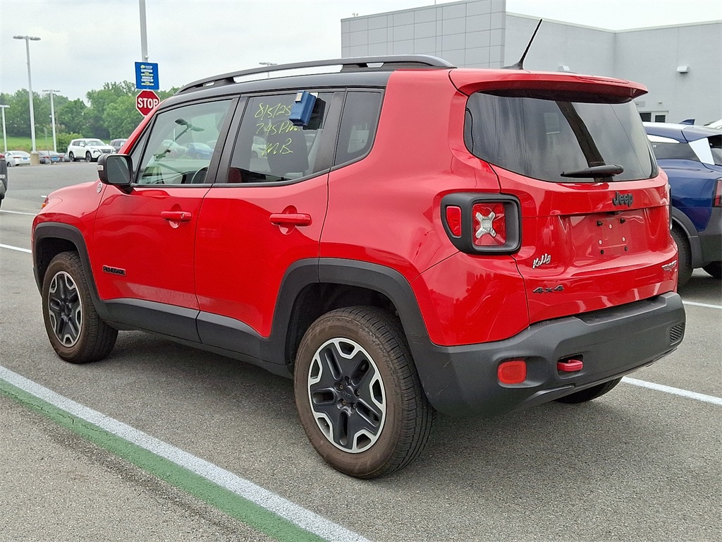 2015 Jeep Renegade Trailhawk - Photo 4