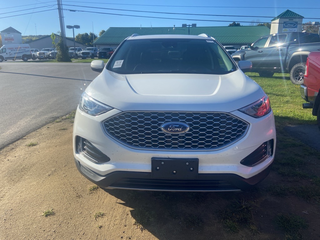 2023 Ford Edge SEL - Photo 2