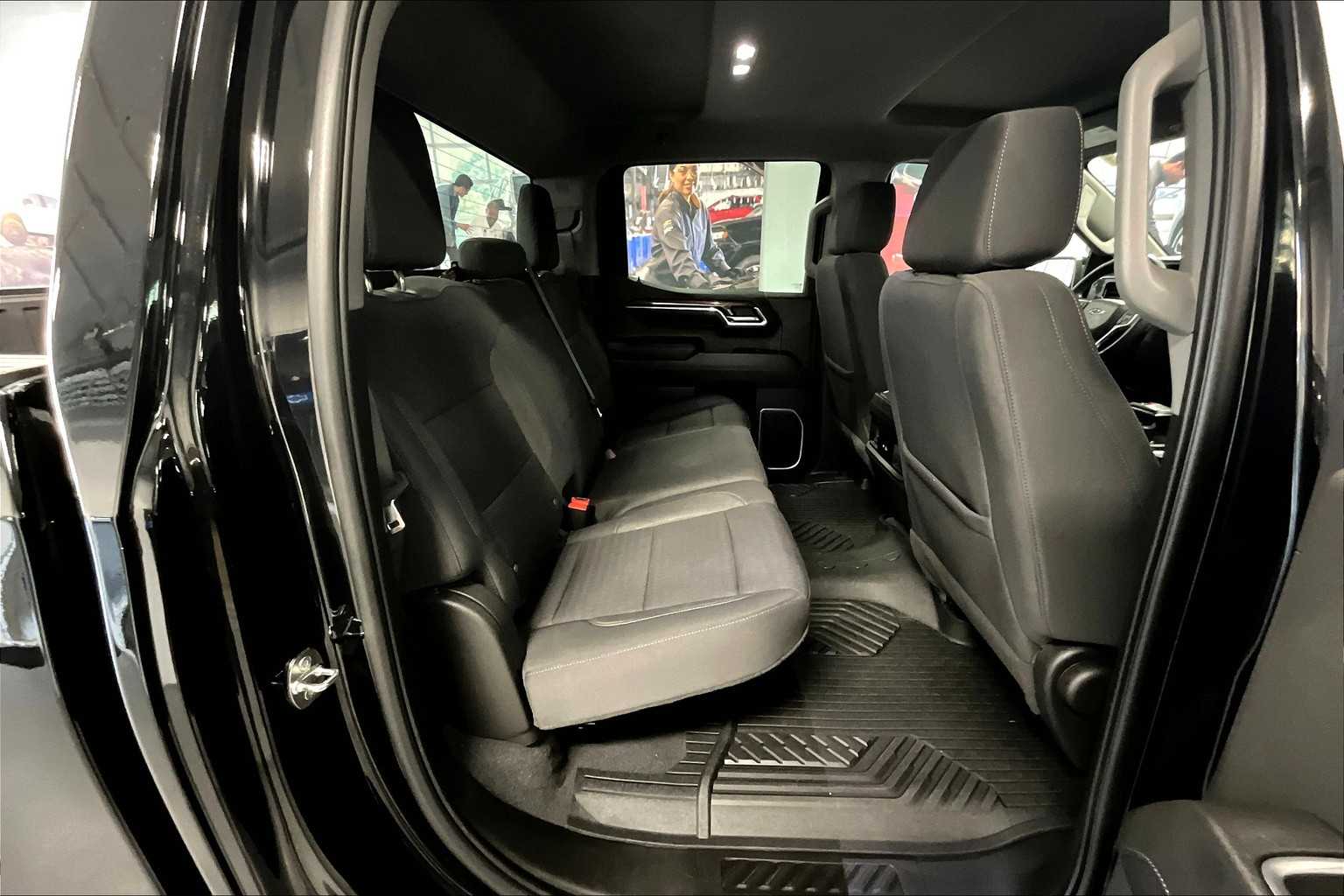 2022 Chevrolet Silverado 1500 LT Trail Boss - Photo 16