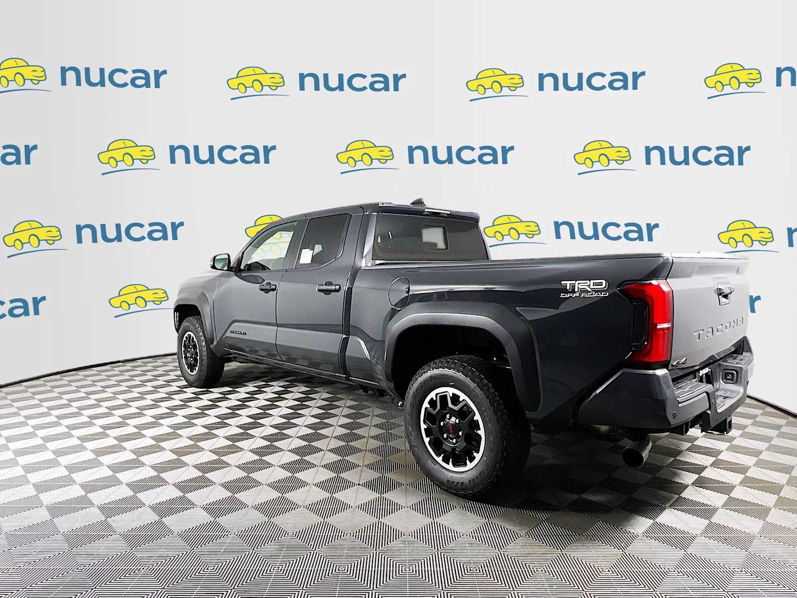 2025 Toyota Tacoma TRD Off Road - Photo 4