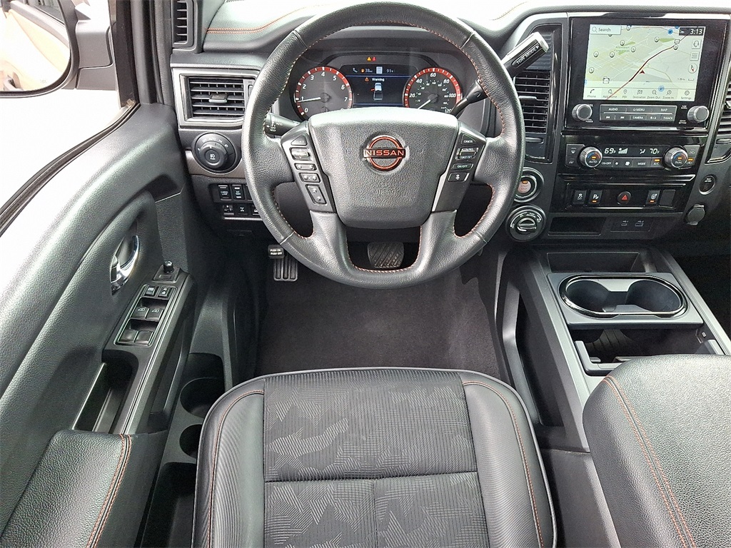2023 Nissan Titan PRO-4X - Photo 12