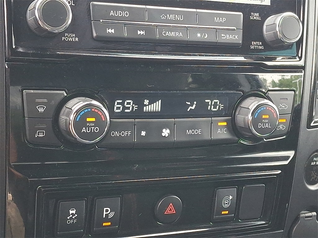 2023 Nissan Titan PRO-4X - Photo 15