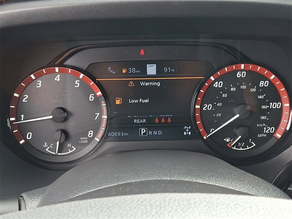 2023 Nissan Titan PRO-4X - Photo 20