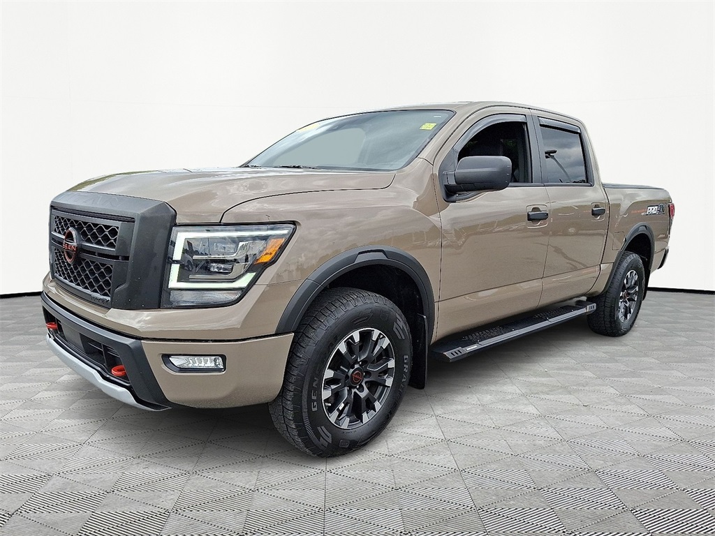 2023 Nissan Titan PRO-4X - Photo 3